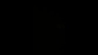 மிருகத்தனமான காதலன் ஒரு குறும்பு டீன் பெண்ணை கடுமையாக பயிற்றுவிக்கிறான். அவர் தனது கல்லூரி பாவாடையைத் தூக்கி, அவளது குத துளைக்குள் ஒரு பெரிய சேவலை அசைத்து, மகிழ்ச்சியான முடிவுக்குத் தள்ளுகிறார்.